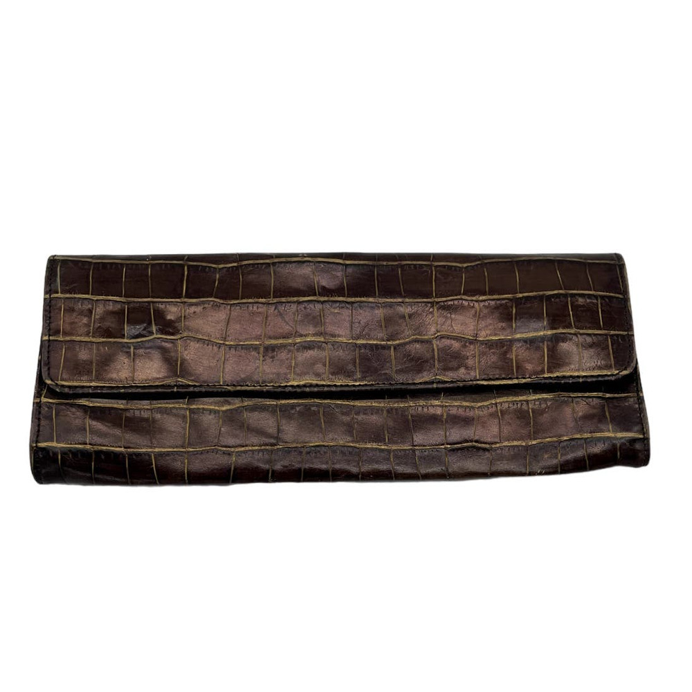Abas Alligator Leather Magnetic Clutch